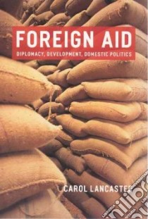 Foreign Aid libro in lingua di Lancaster Carol