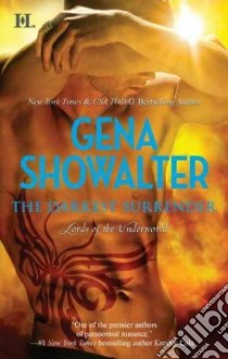 The Darkest Surrender libro in lingua di Showalter Gena