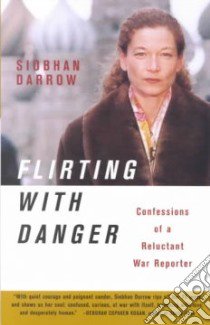 Flirting With Danger libro in lingua di Darrow Siobhan