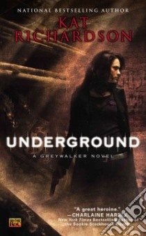 Underground libro in lingua di Richardson Kat