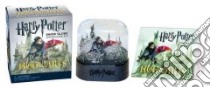 Harry Potter Hogwarts Castle Snow Globe and Sticker Kit libro in lingua di Running Press (COR)