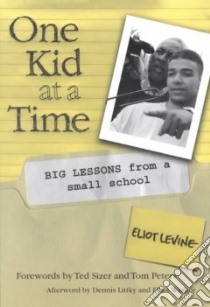 One Kid at a Time libro in lingua di Levine Eliot