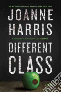 Different Class libro in lingua di Harris Joanne