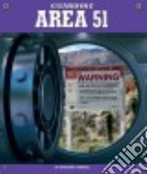 Guarding Area 51 libro in lingua di Terrell Brandon