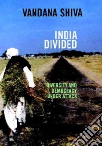 India Divided libro in lingua di Shiva Vandana