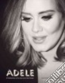 Adele libro in lingua di James Sarah-louise