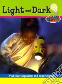 Light and Dark libro in lingua di Jennings Terry