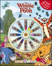 Winnie the Pooh. Libro pastello. Ediz. illustrata. Con gadget libro